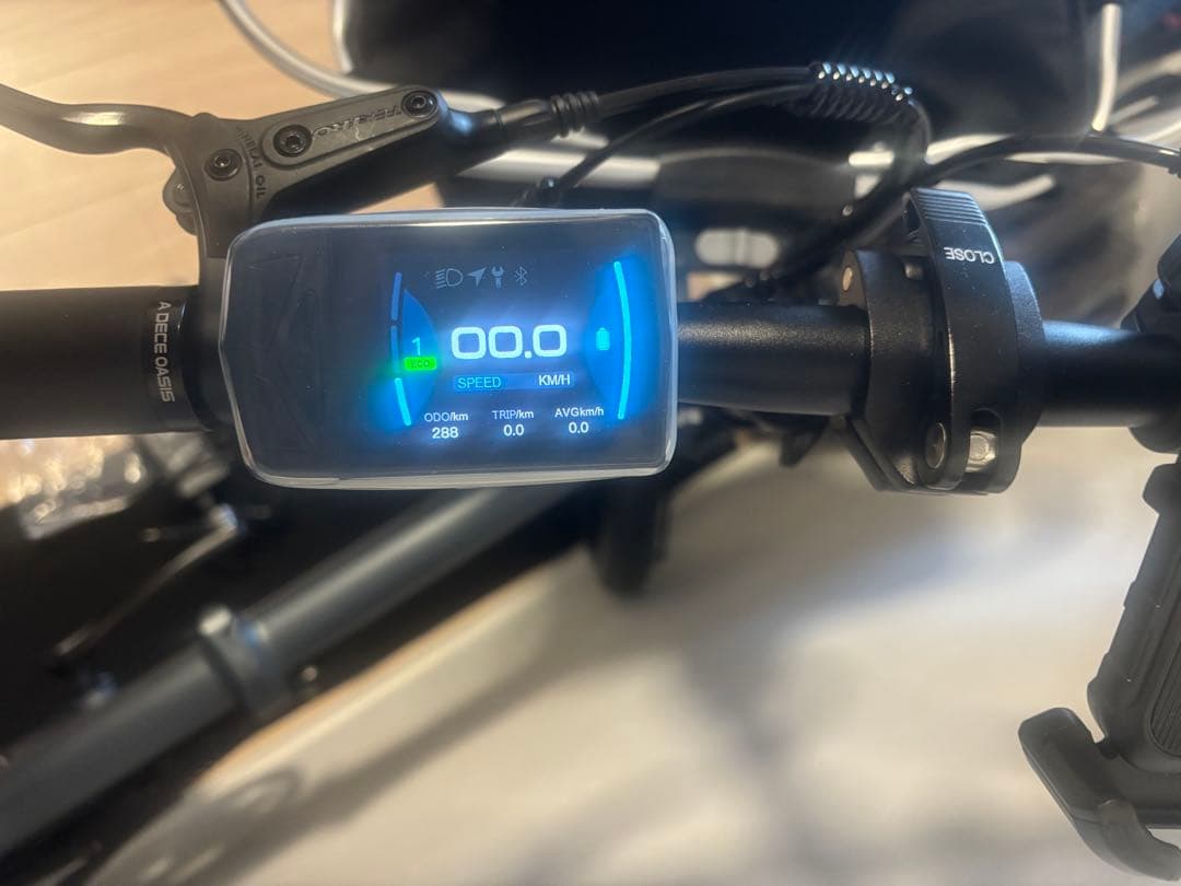 ADO Air 20 Ultra 折りたたみ電動アシスト自転車　福岡市