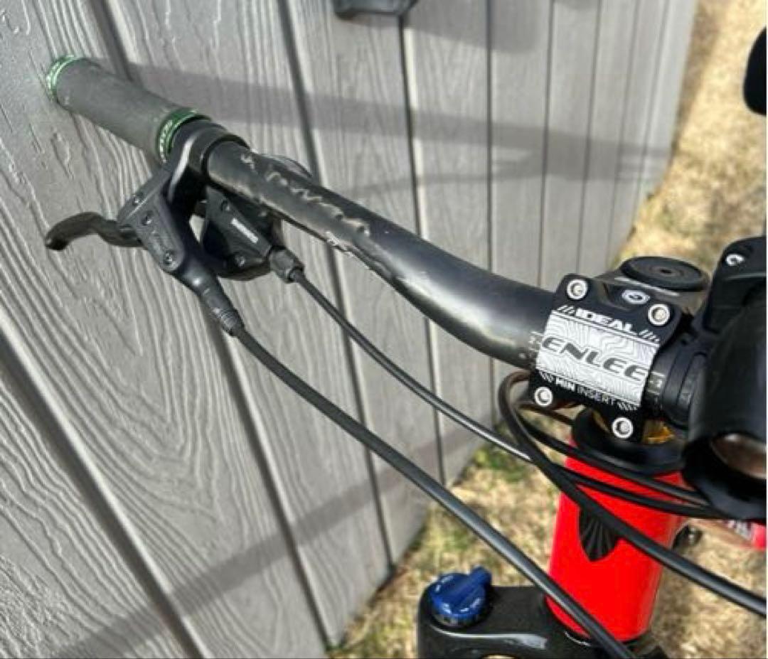 シューピー　Trek マウンテンバイク レッド 26.5インチ