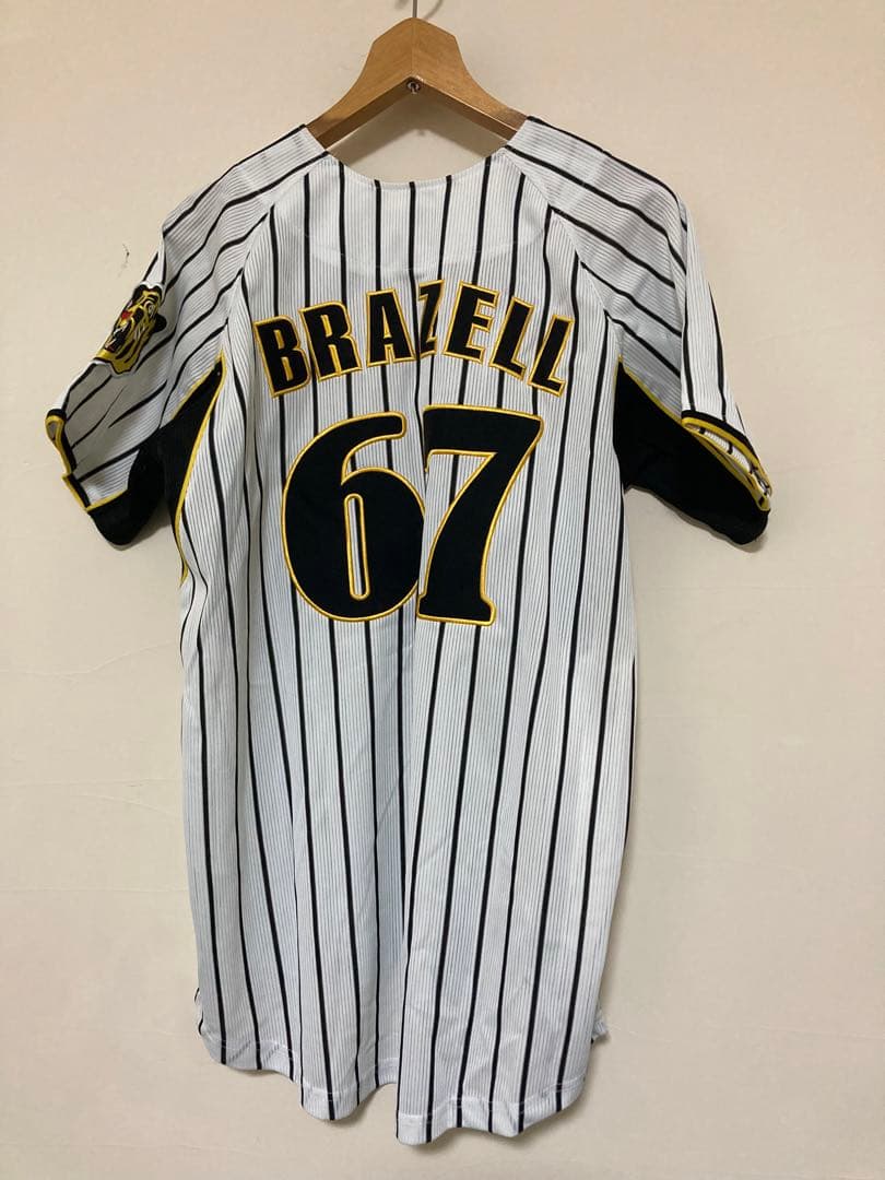 阪神タイガース　ユニフォーム　ブラゼル BRAZELL 67