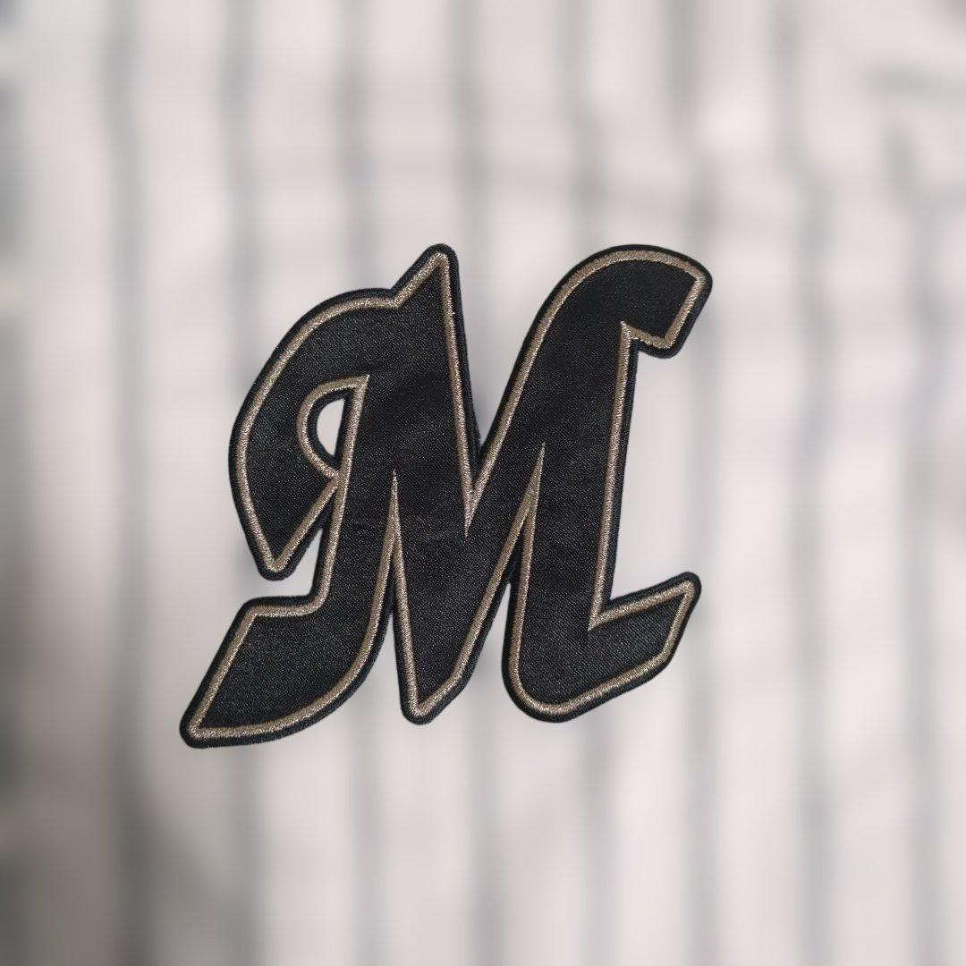 千葉ロッテマリーンズ19唐川ユニフォーム 19番 ホワイトストライプ　Mサイズ