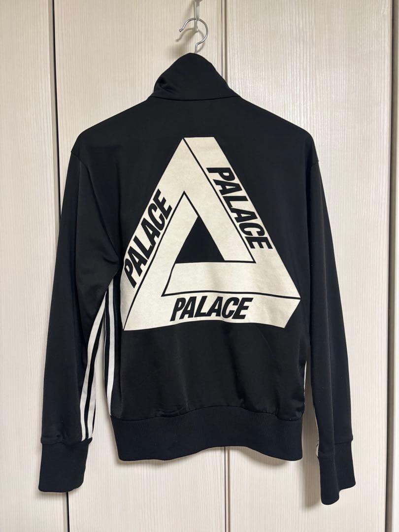 palace adidas トラックジャージ