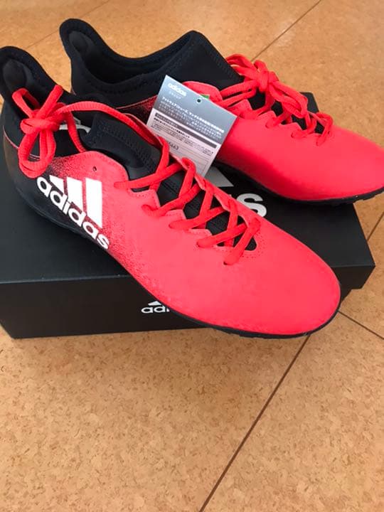 アディダス　サッカー　トレーニングジュース28.0㎝