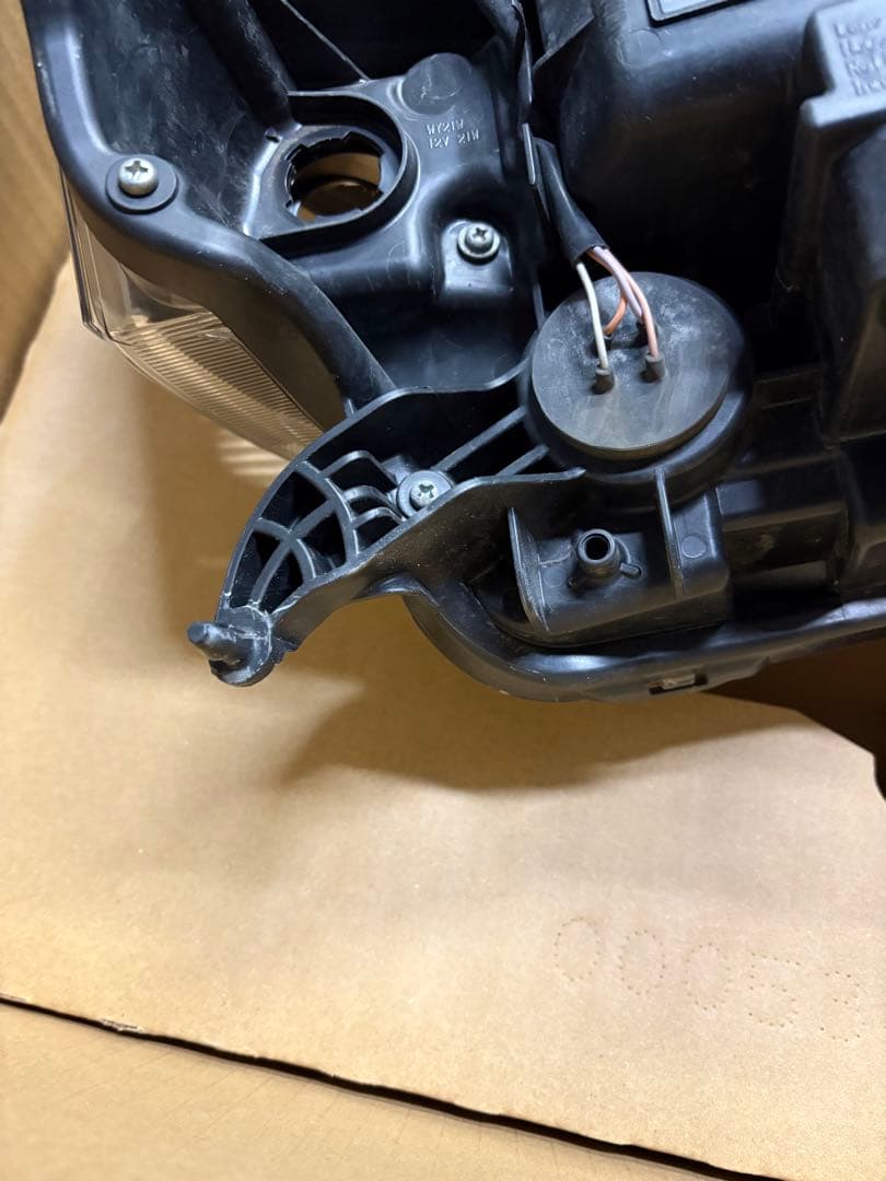 ハイゼットカーゴ左ヘッドライトLED