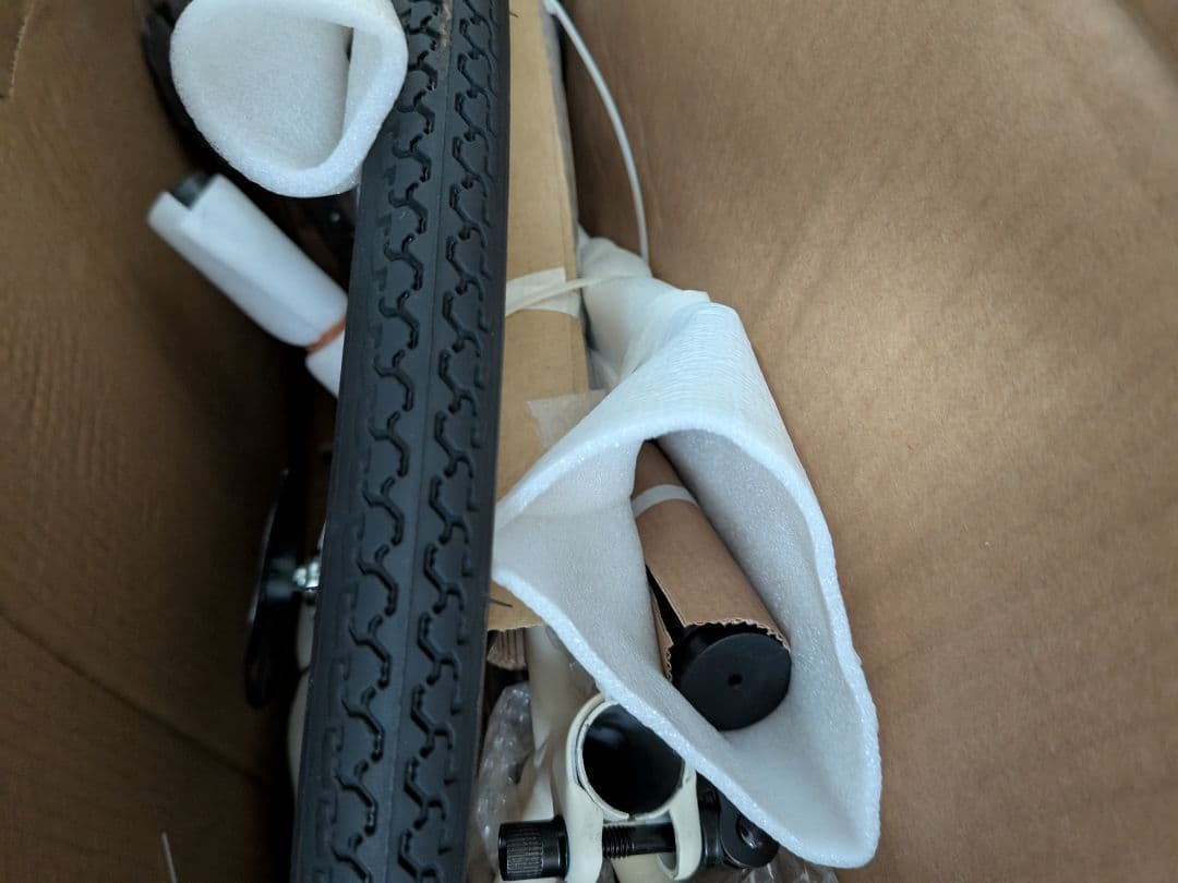 自転車　クロスバイク　未使用品　26インチ