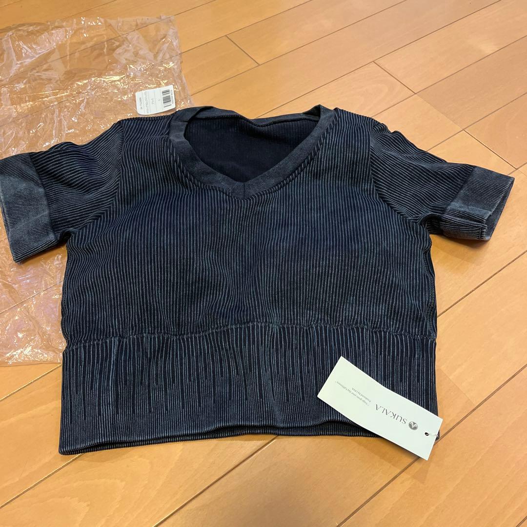 ラバピラティスウエア新品未使用タグ付き10888→10222