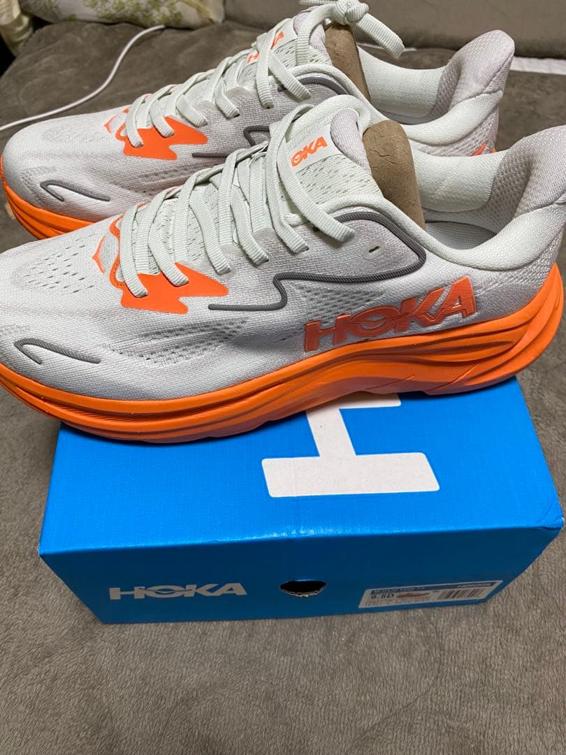 HOKA EUPHORIA ランニングシューズ ホワイト/オレンジ
