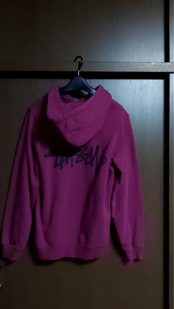 stussyレディースパーカーワインレッド