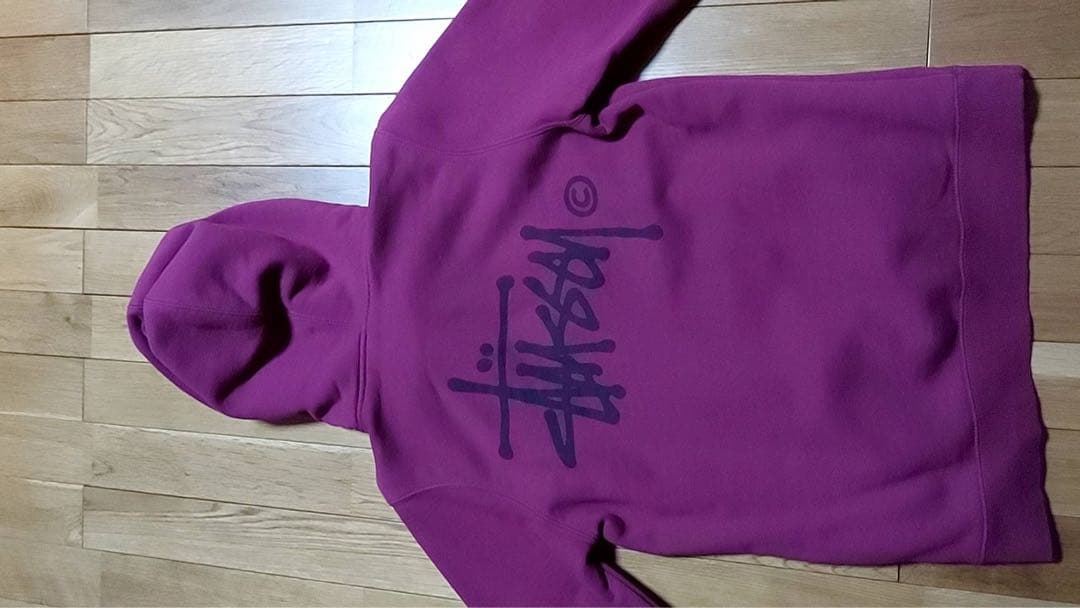 stussyレディースパーカーワインレッド