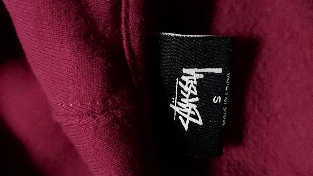 stussyレディースパーカーワインレッド