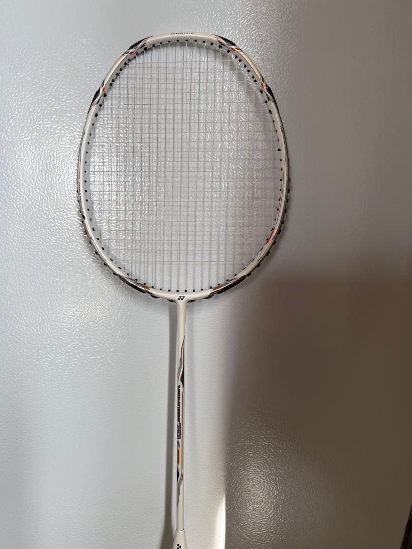YONEX ボルトリック70e-tune 3UG5【廃盤】