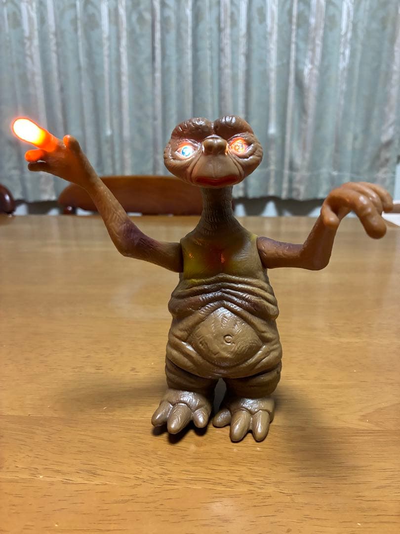 【貴重】E.T. フィギュア　光る