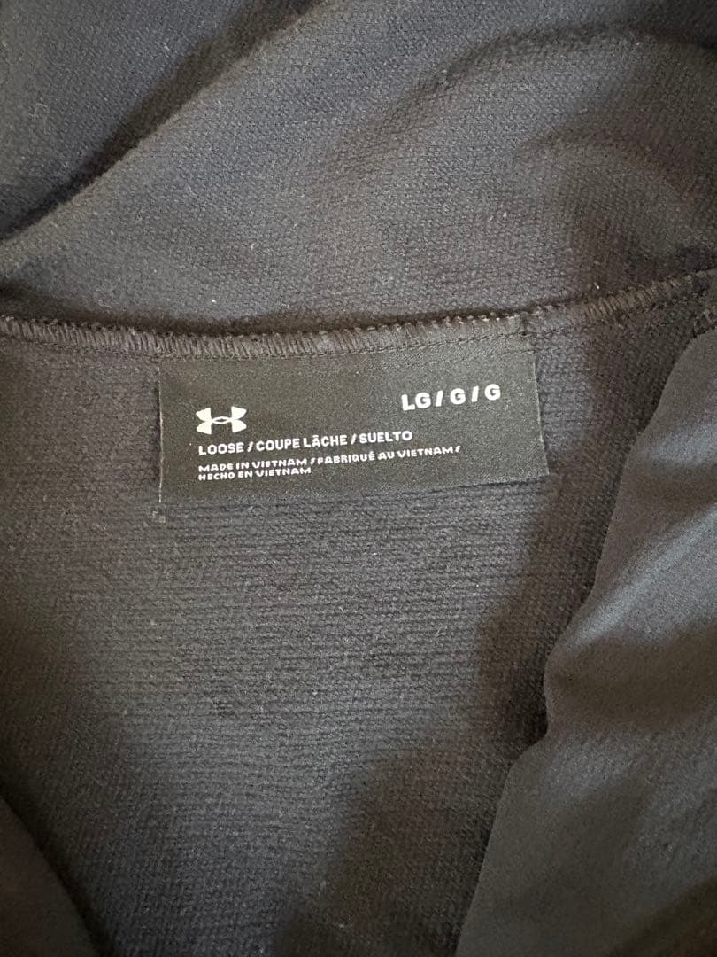 Under Armour ブラックジャージ上下セット