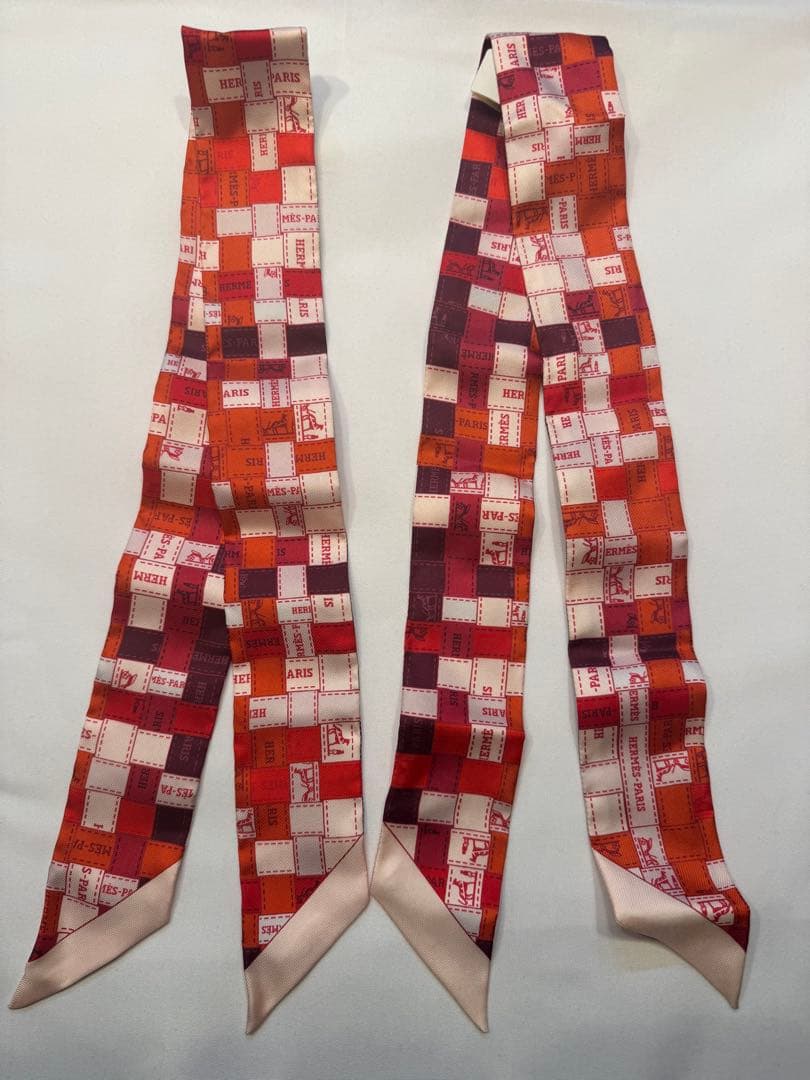 タグ付き未使用品　HERMES ツイリー　2本セット