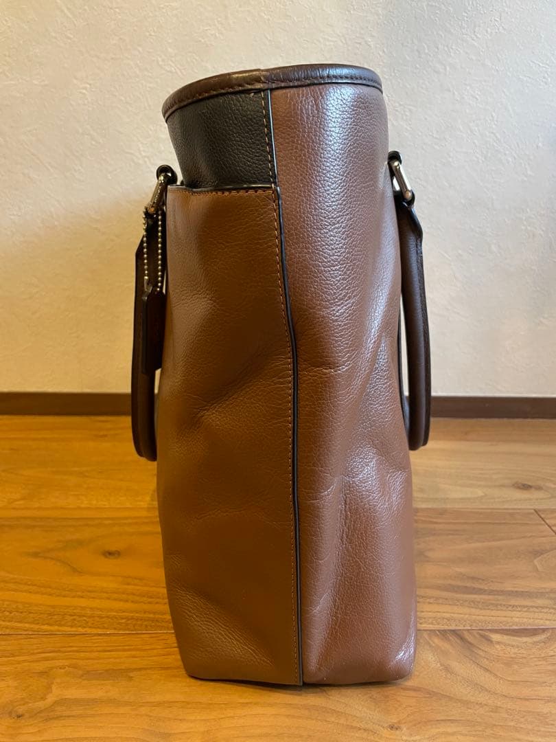 Coach コーチ ブラウンレザー トートバッグ