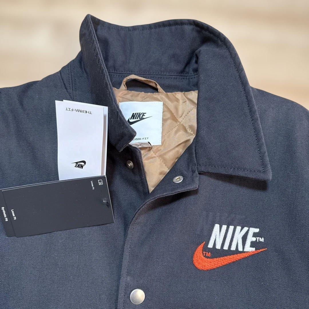 NIKE ブラックボタン付きジャケット