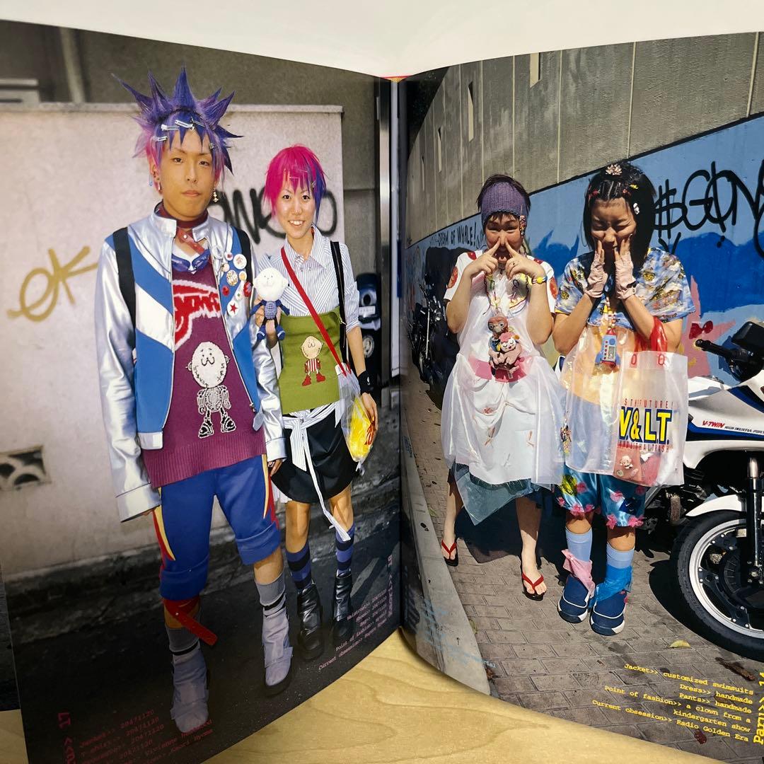 FRUiTS フルーツ　海外版　PHAIDON