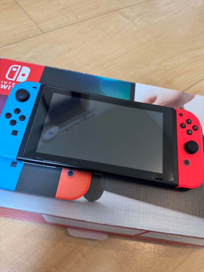 Nintendo Switch 本体 + HORI製プロコン 箱/付属品付