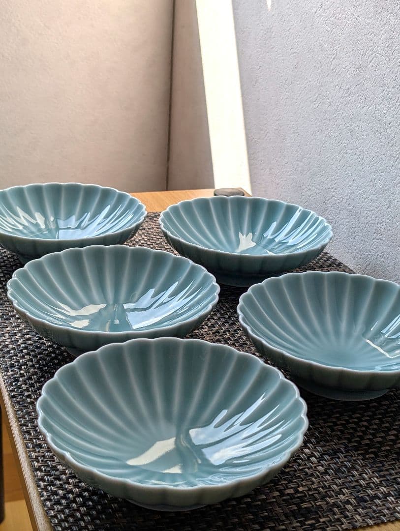 【未使用品】深川製磁　青磁　菊割小付揃　5枚組