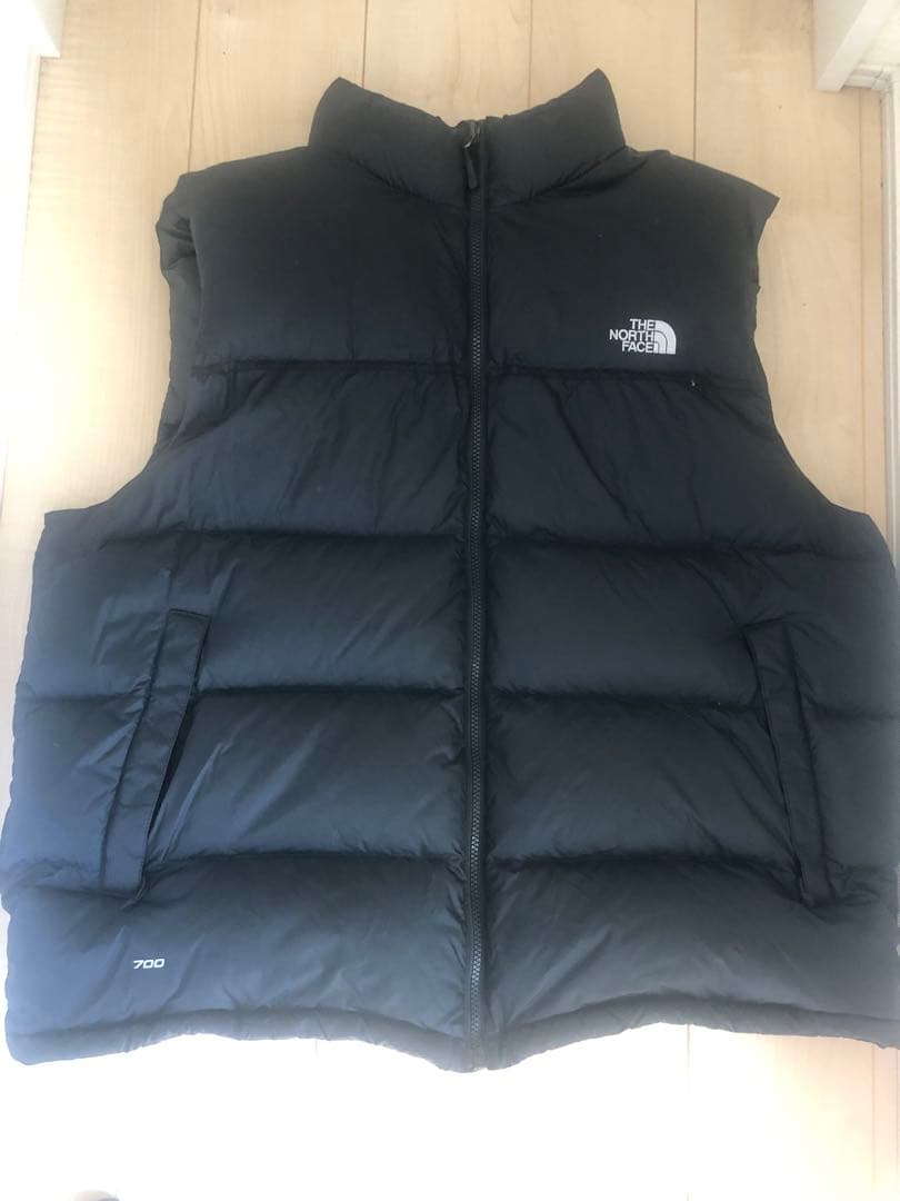 か*ぺ様 THE NORTH FACE ブラックダウンベスト 700フィルパワー