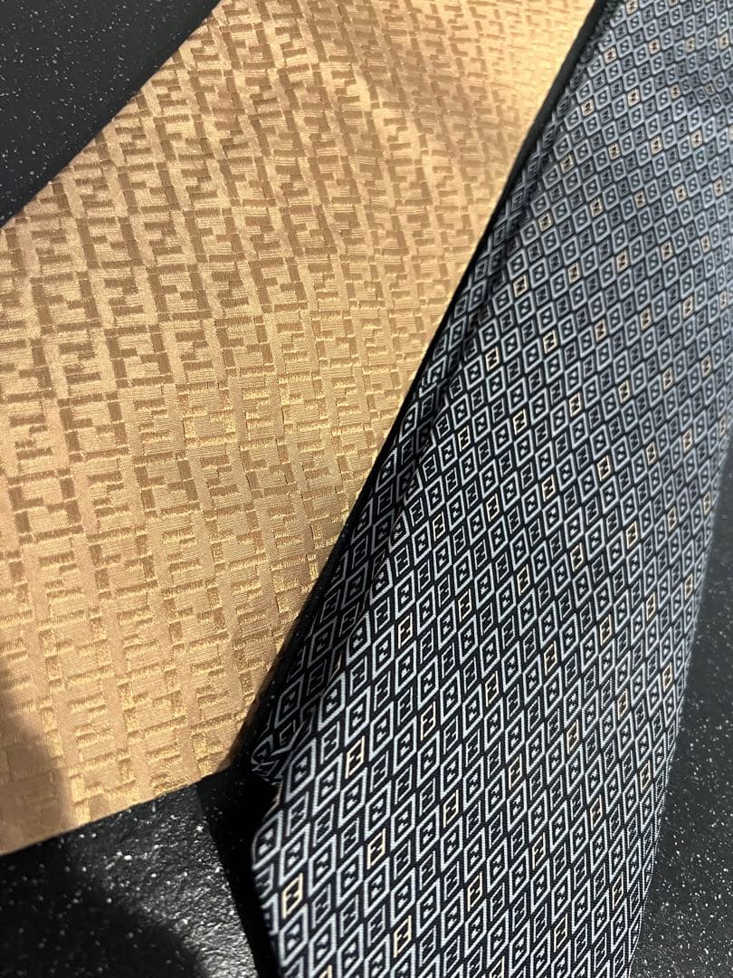 FENDI ネクタイ