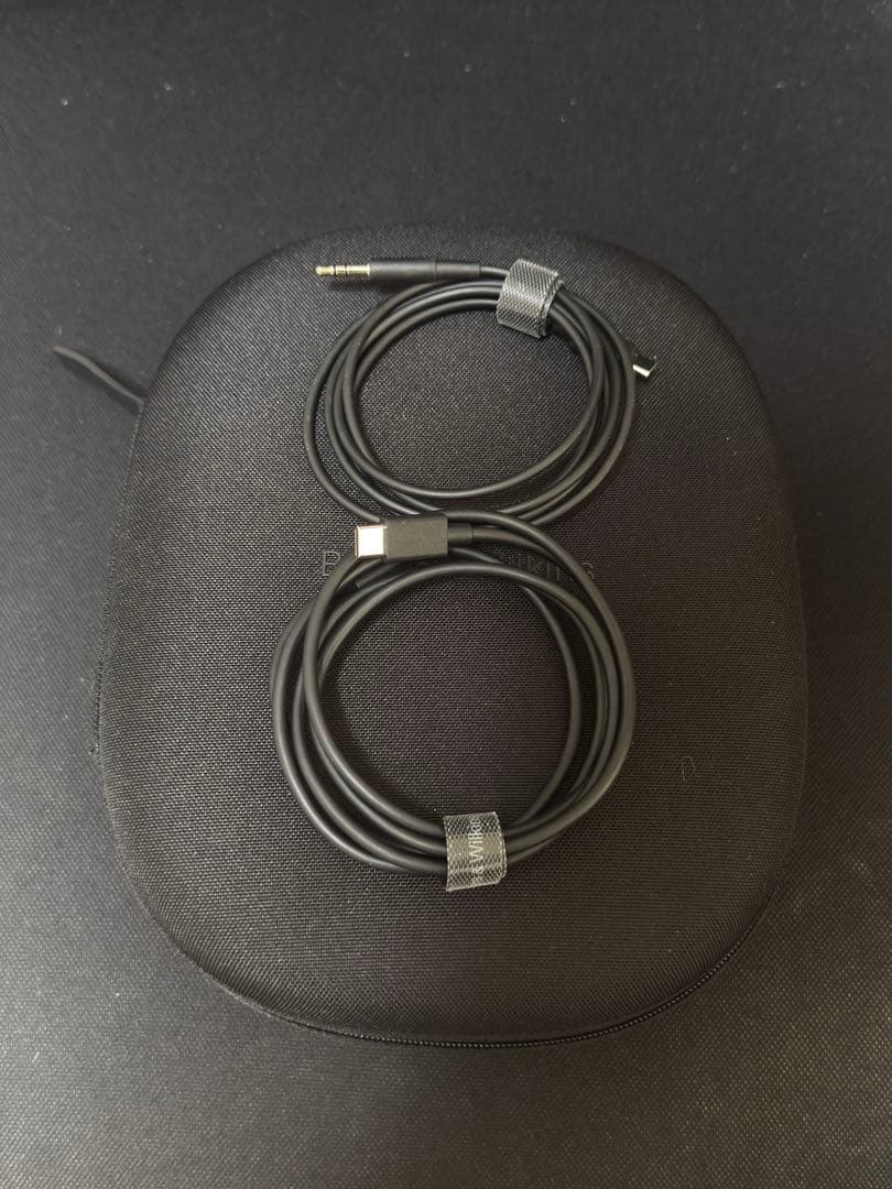 パ*イ様 Bowers & Wilkins px8