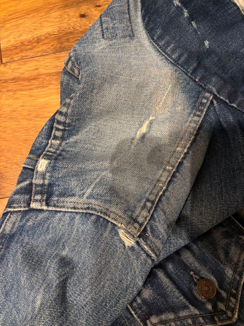 Levi's 70505 BIGE USA製　均等V 鬼ヒゲ　44