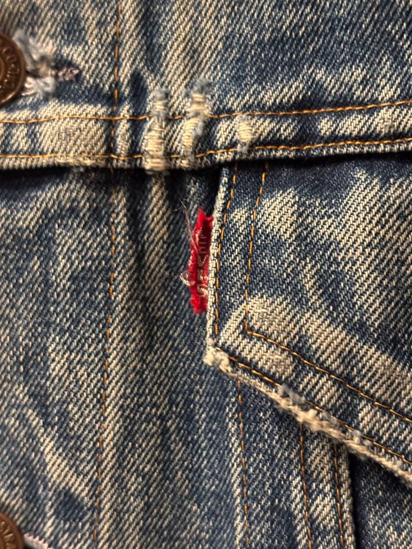 Levi's 70505 BIGE USA製　均等V 鬼ヒゲ　44