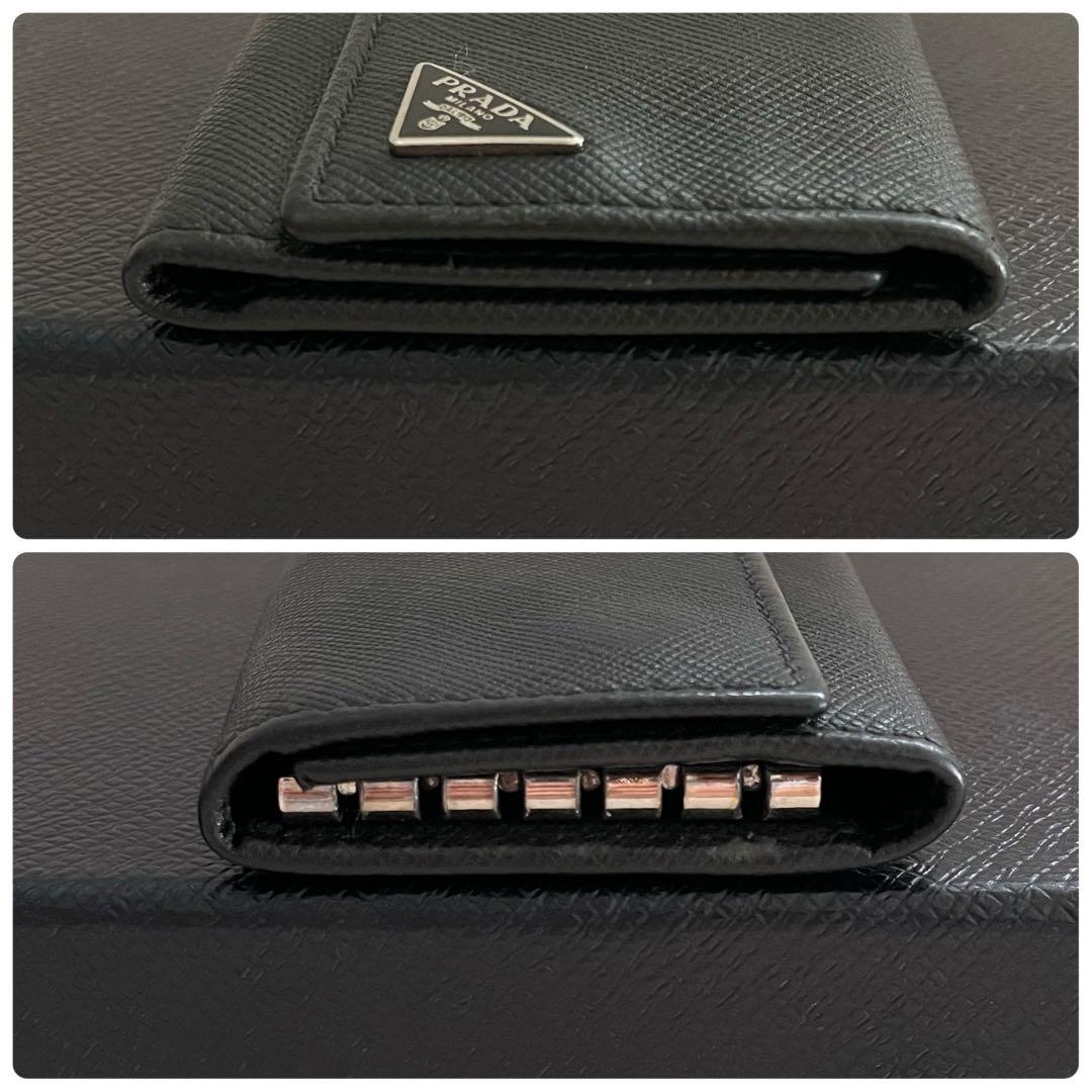 美品　プラダ　キーケース　三角ロゴ　レザー　ロゴ　黒　6連