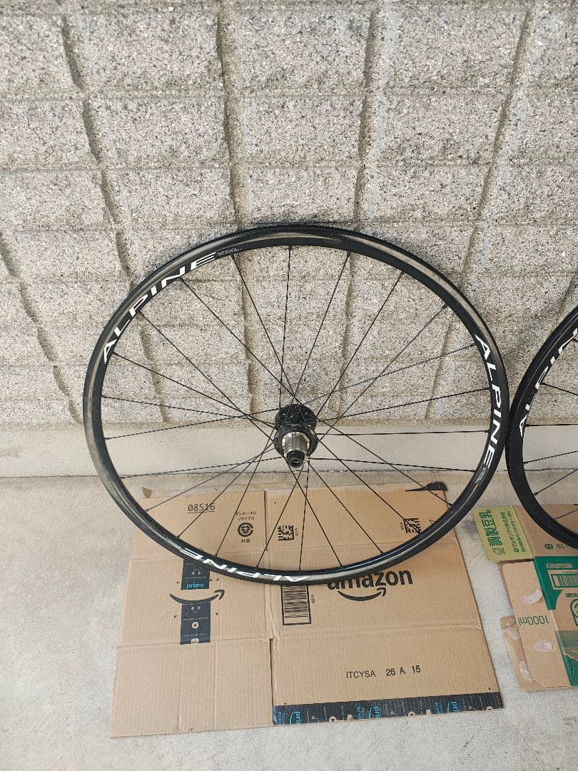 値下◎　1554g！　軽量ホイール　lightning alpine disc