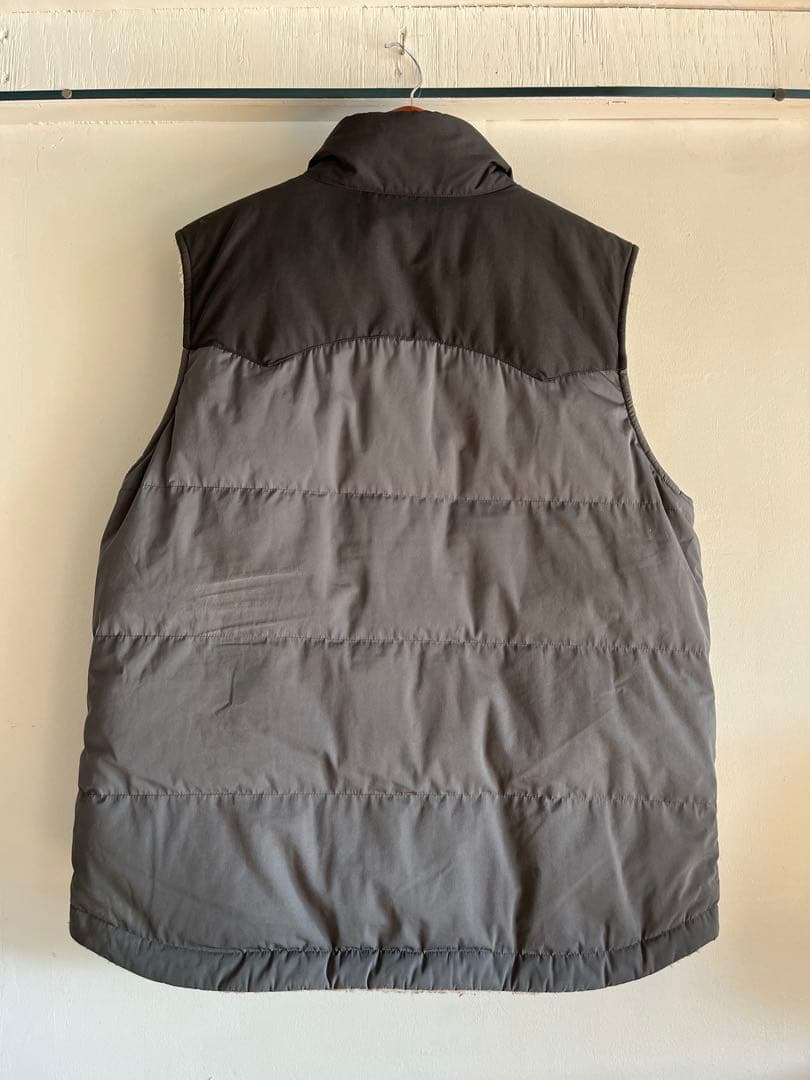 Patagonia グレー ダウンベスト