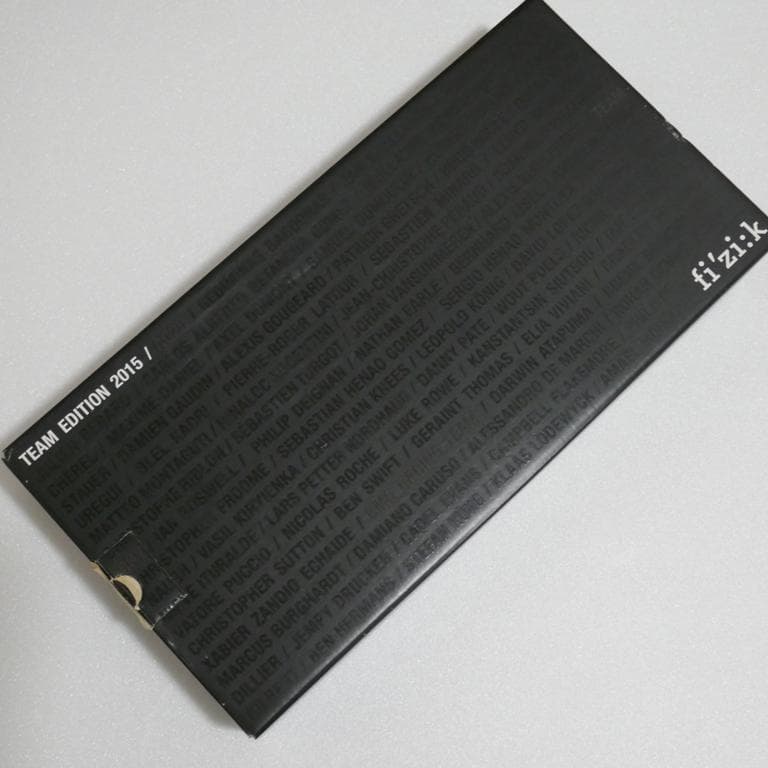 FIZIK サドル ALIANTE R3 TEAM EDITION