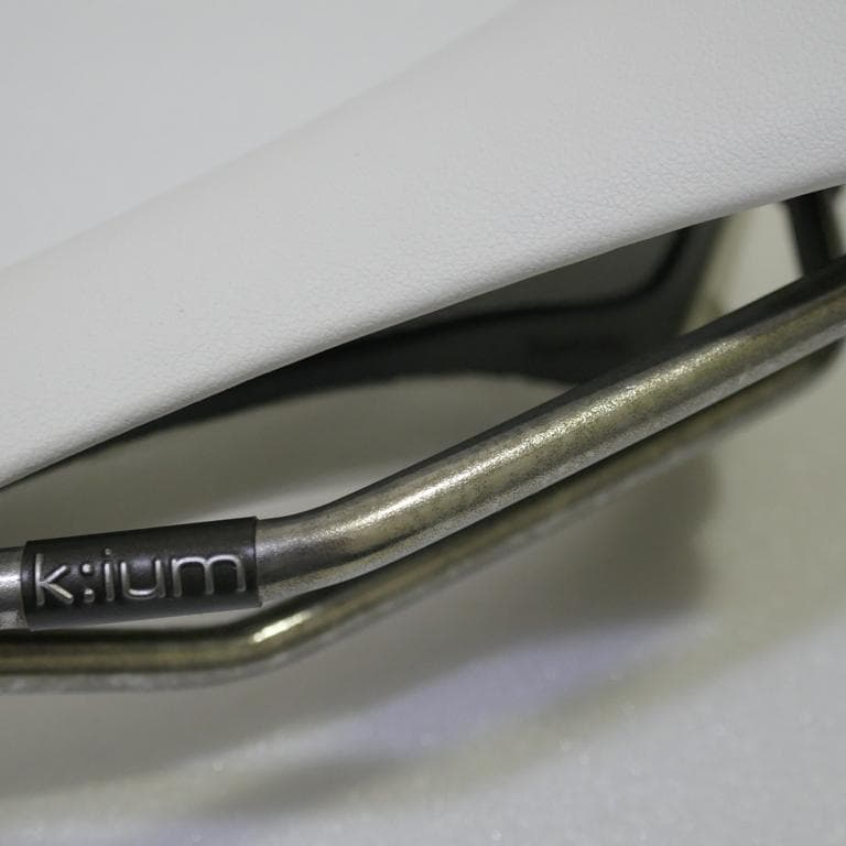 FIZIK サドル ALIANTE R3 TEAM EDITION
