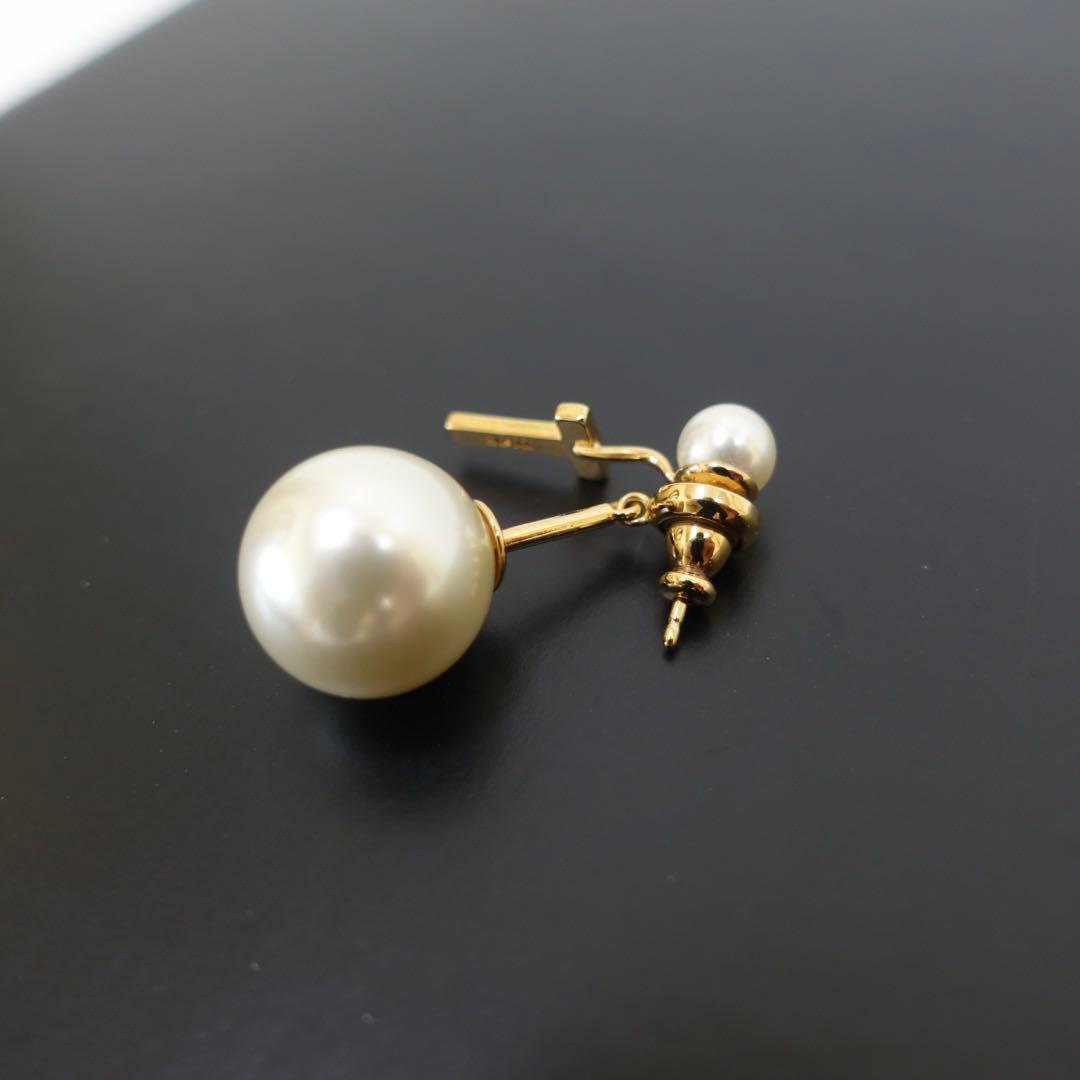 Dior ピアス　パール　Tロゴ　トライバルピアス　イニシャル