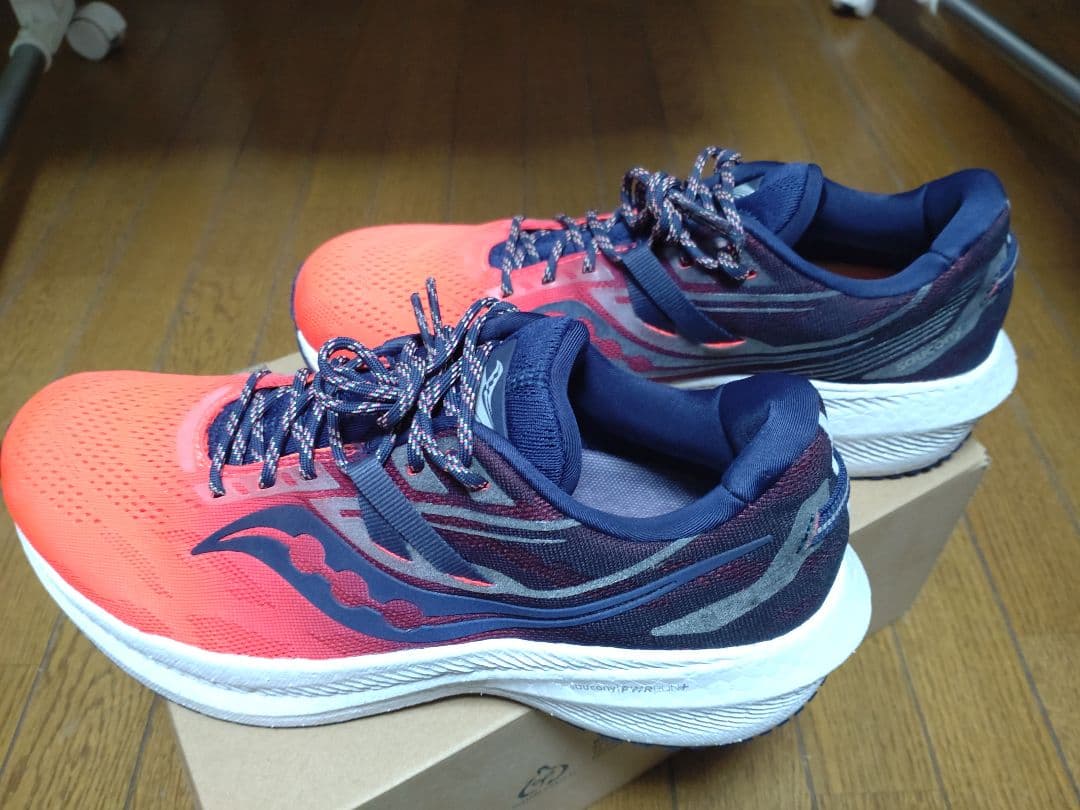 SAUCONY サッカニー TRIUMPH20 トライアンフ20 26.5cm