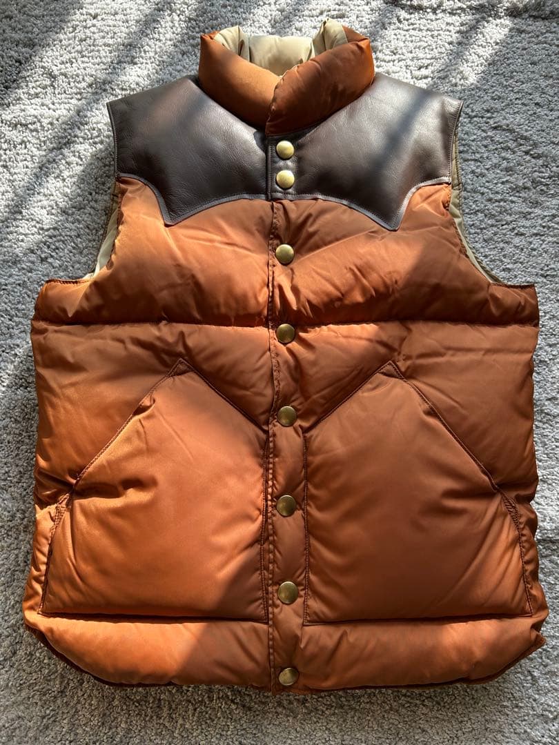 RockyMountainFeatherbedダウンベスト 36レザーヨーク美品