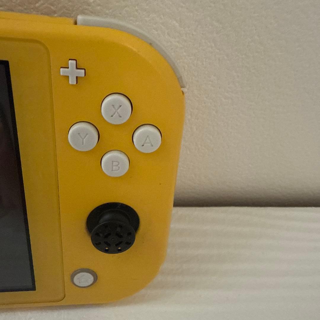 ジャンク品⭐︎Nintendo Switch Lite イエロー
