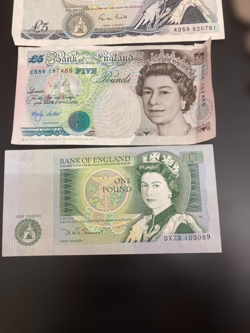 イギリス　紙幣・硬貨　合計　43ポンド