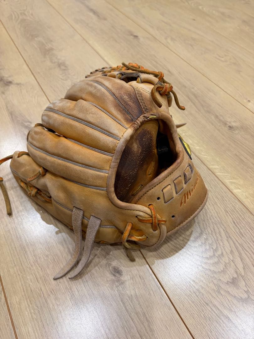 ミズノプロ一般硬式内野手グローブ！高校野球対応品！