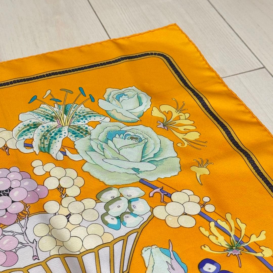 L*a様 Hermès Fleurs Raisins シルクスカーフ