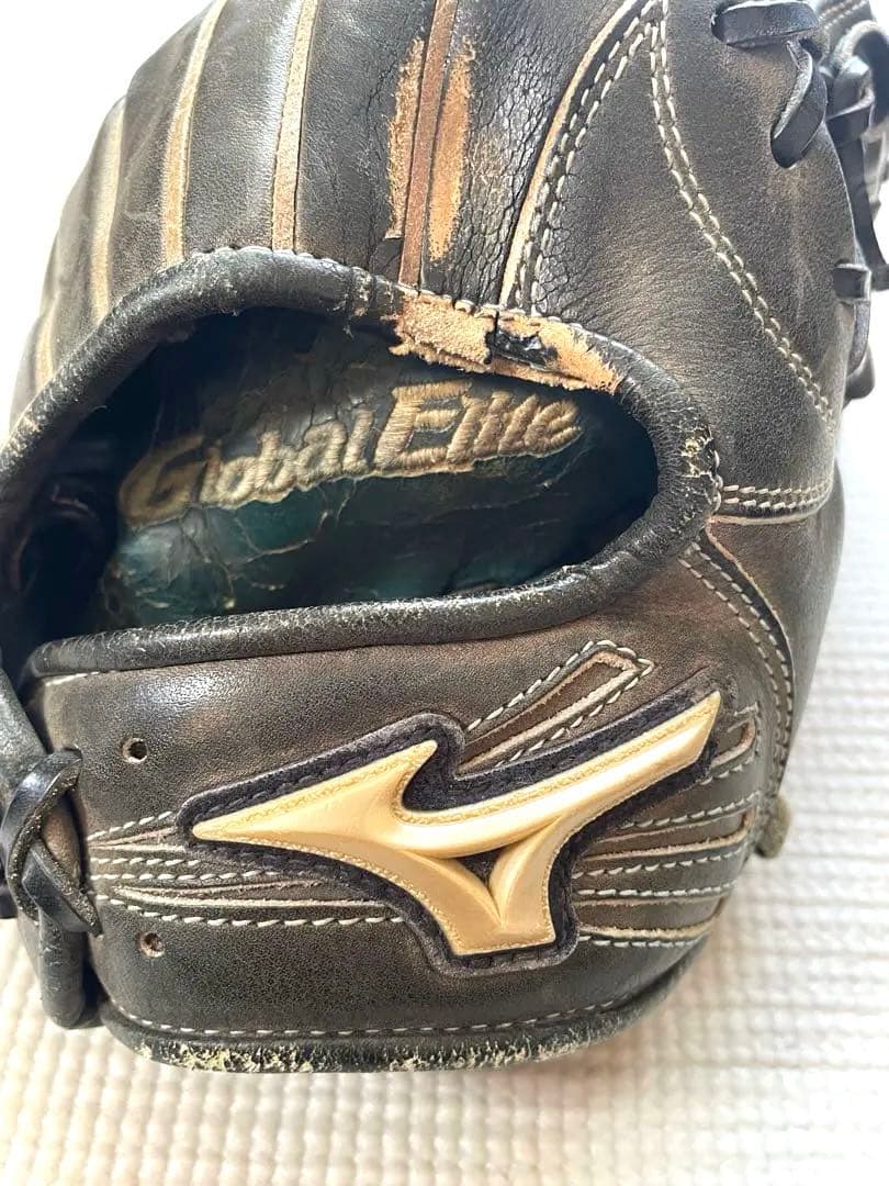 グローバルエリート　軟式　内野手用グローブ　少年用　坂本勇人モデル　黒