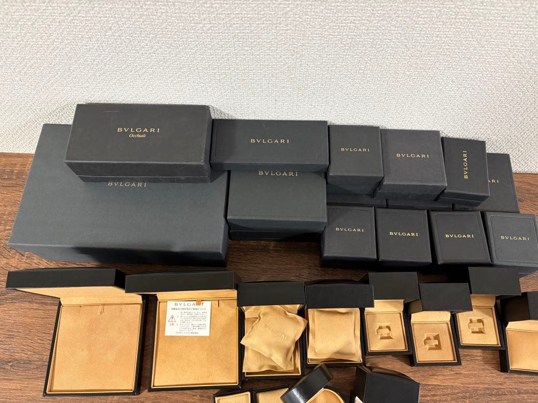 ★美品ブルガリ BVLGARI ウォッチケース アクセサリーケース 空箱 正規品