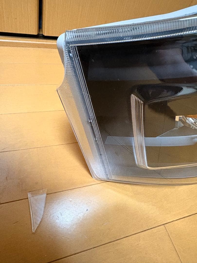 ハイエース　ヘッドライト ブラックアウト　純正加工