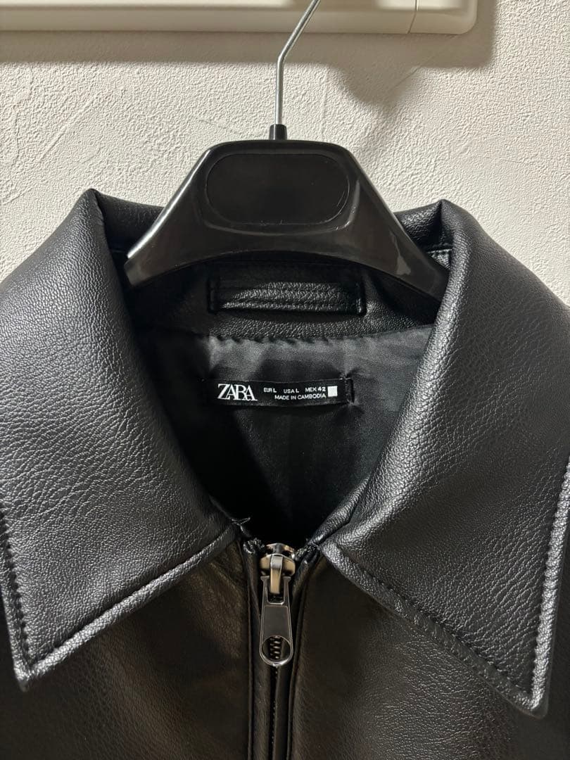 ZARA フェイクレザージャケット