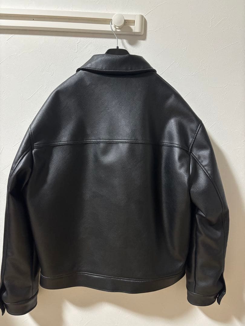 ZARA フェイクレザージャケット