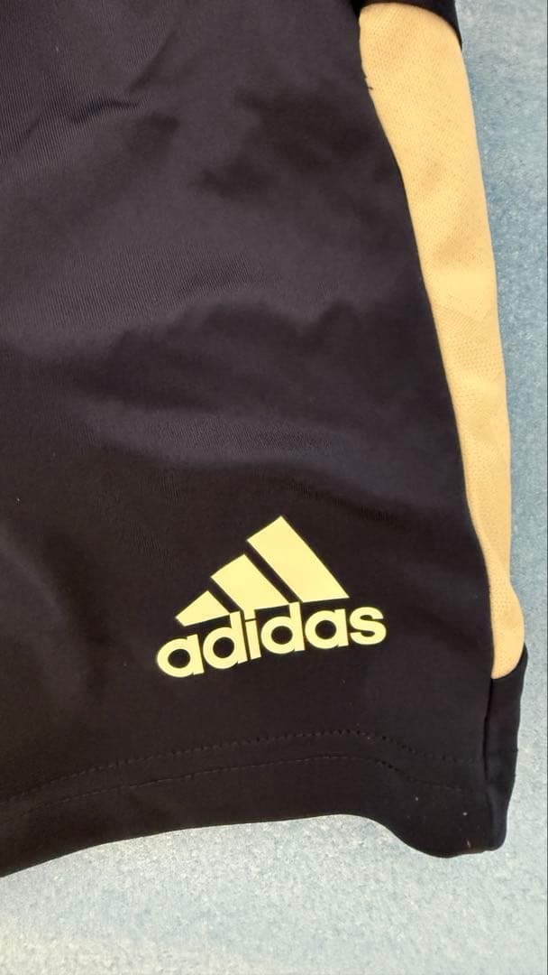 adidas 横浜マリノス ショートパンツ ネイビーＬサイズ