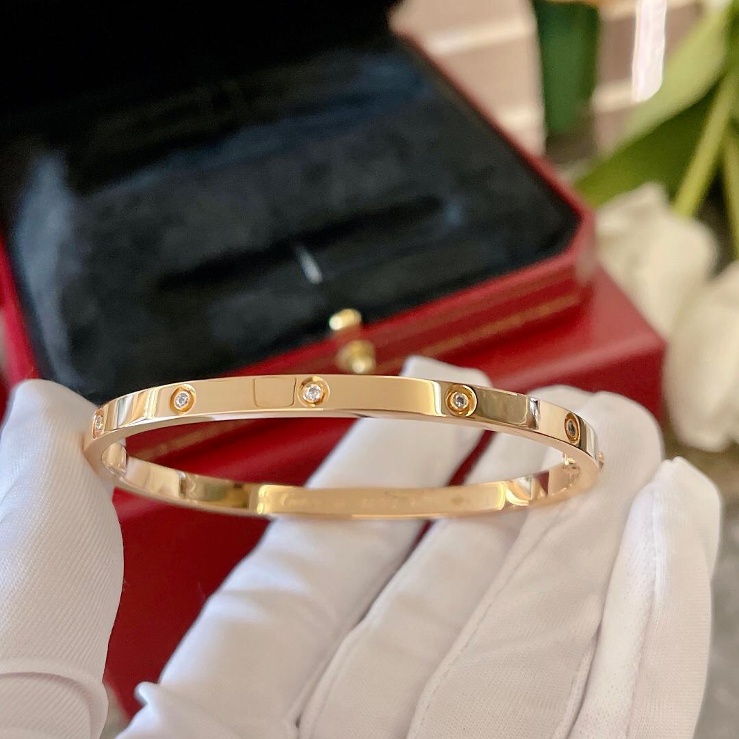 美品 ラブブレスレット スモールLOVE ゴールド