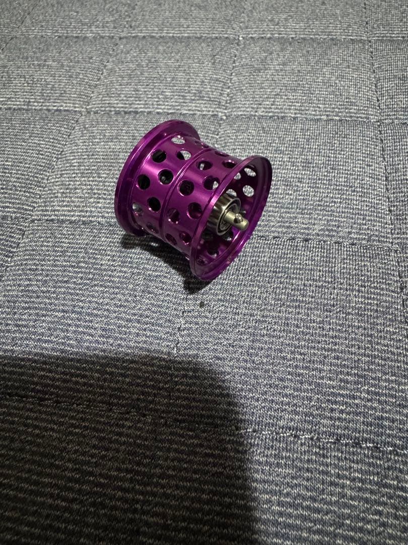 KTF 24スティーズSVTW用 32Φ フィネススプール パープル