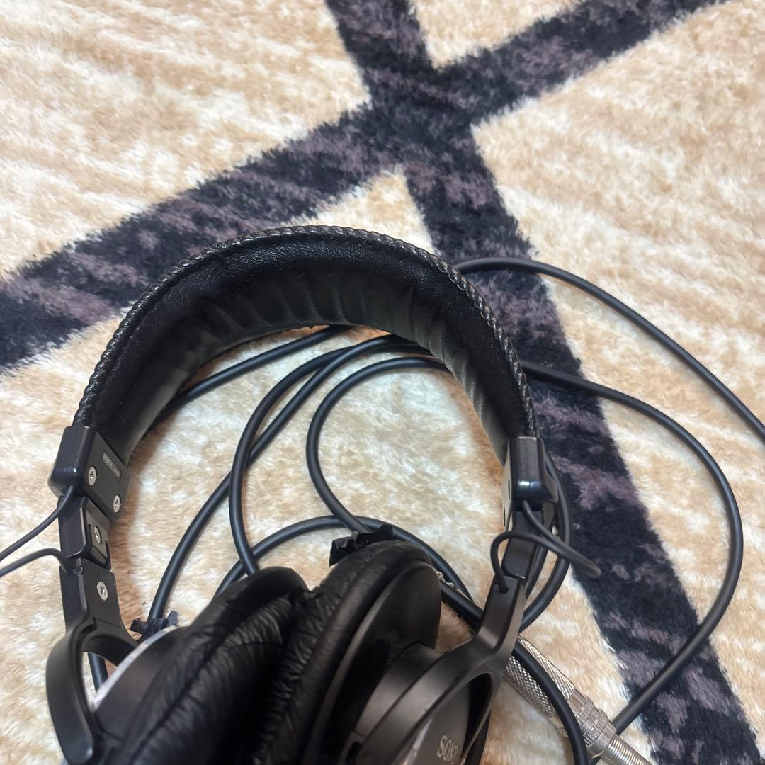 ヘッドホン Sony MDR-CD900 ST