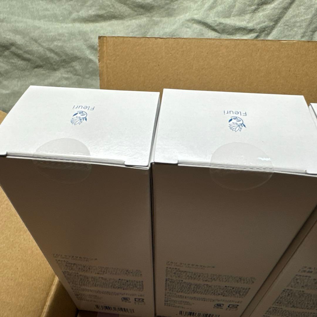 ★値下げ！★フルリ　クリアゲルクレンズ&ミネラルクレイフォーム　各２本セット