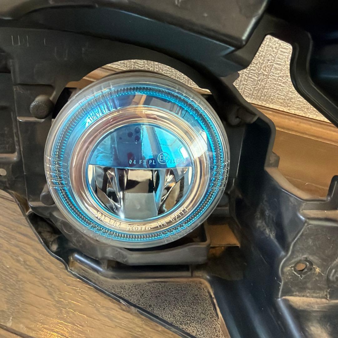 HONDAホンダ　フリード純正フォグ